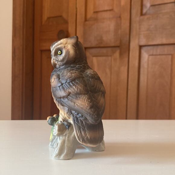 Vintage Porcelain Owl on Branch Figurine - Picture 2 of 13